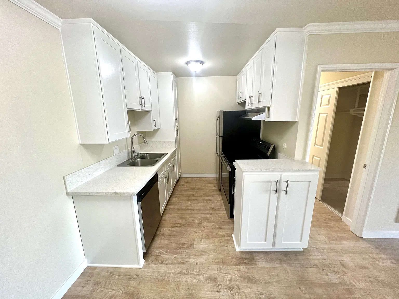 1 Bed 2 Bath - Apartment