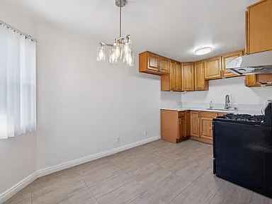 2 Bedroom + 2 Bathroom for lease in Glendale.