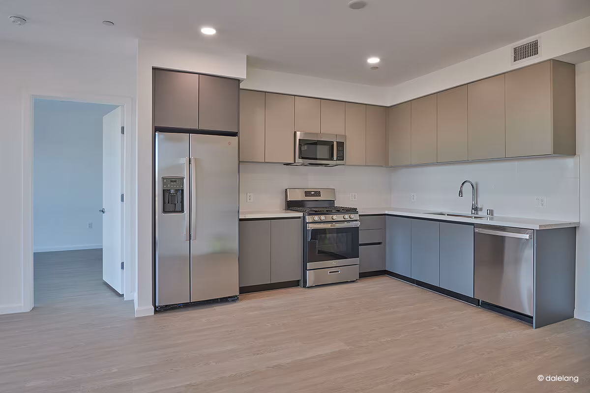 Doran Residences LLC