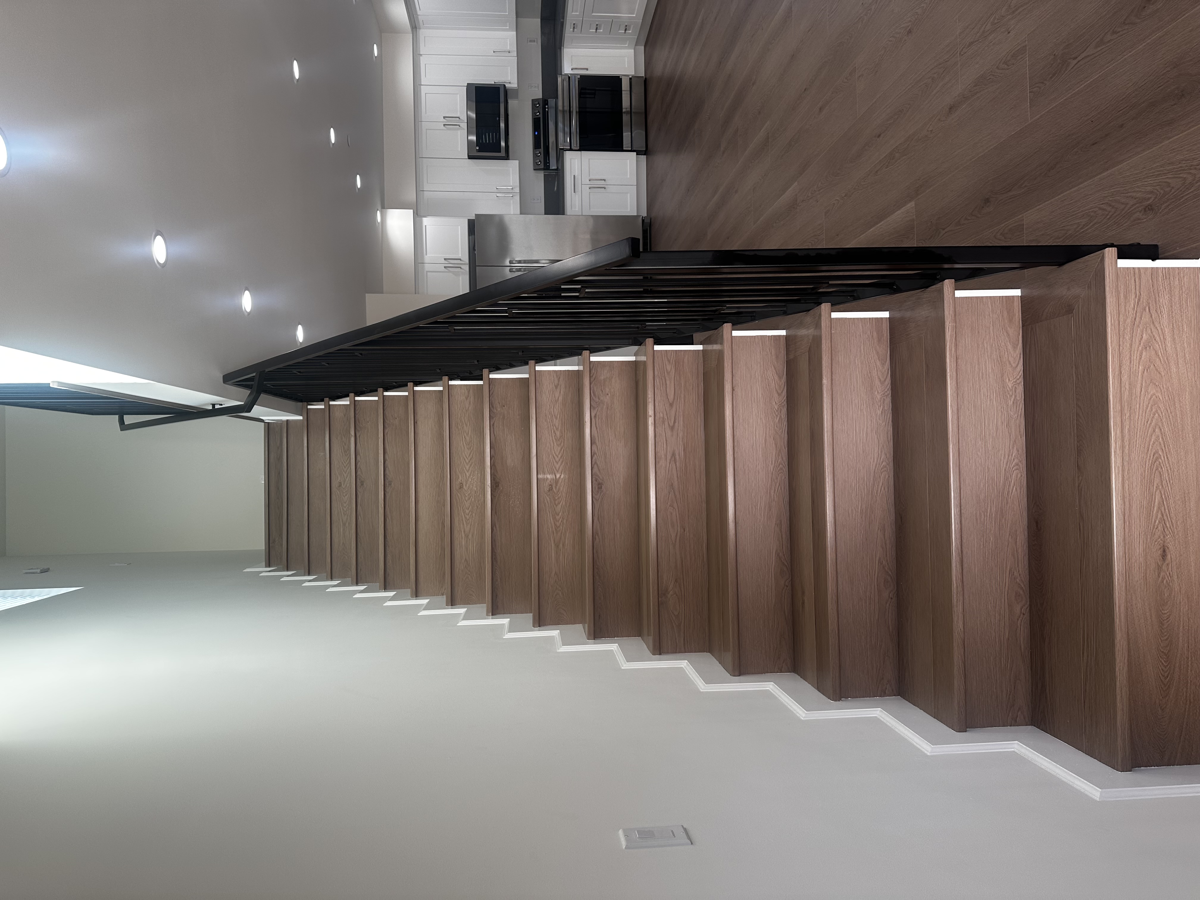 Back townhouse 2 bed.2.5 bath.