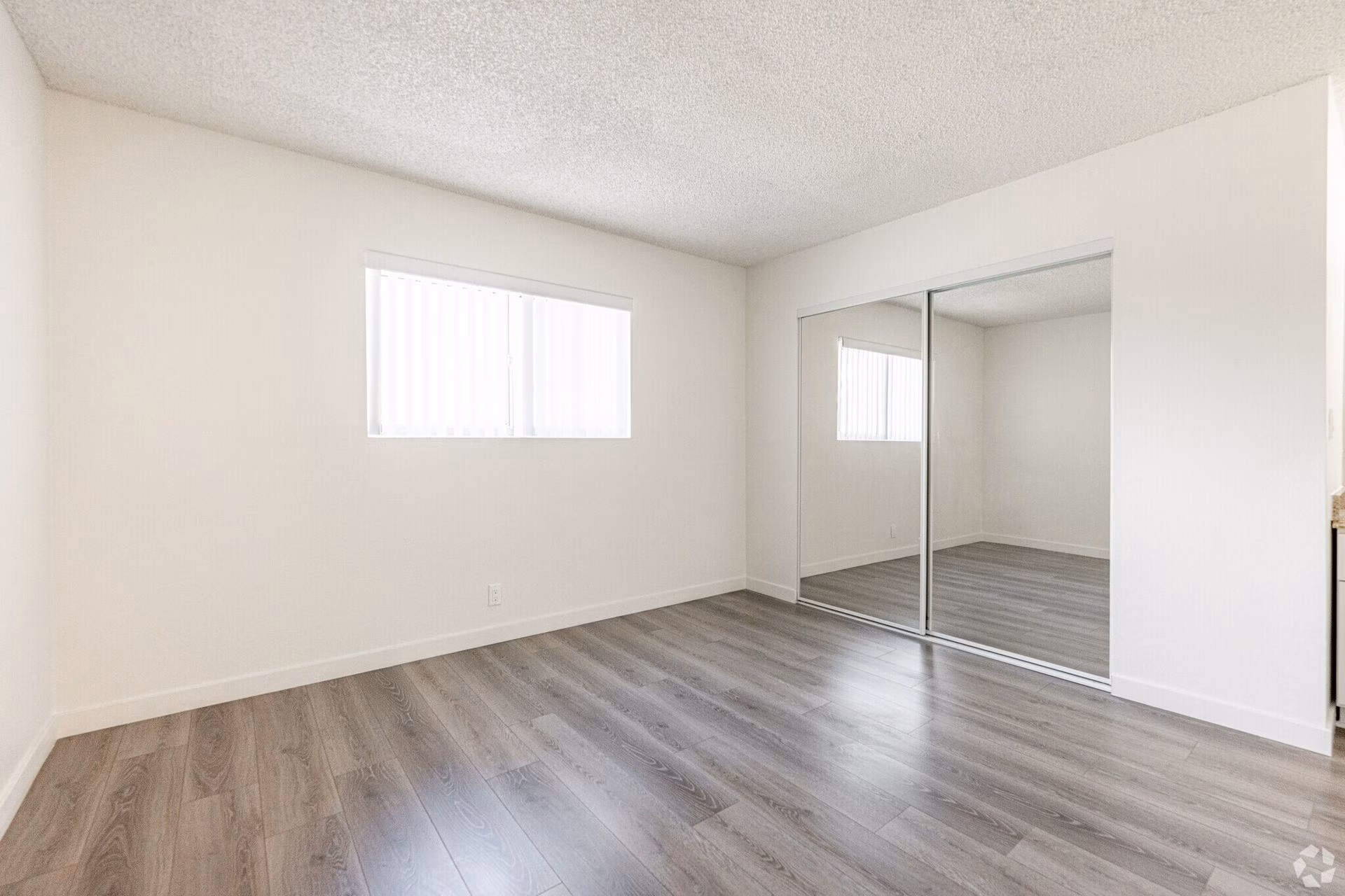 Harmony Court Apartments - 2 Beds 2 Baths
