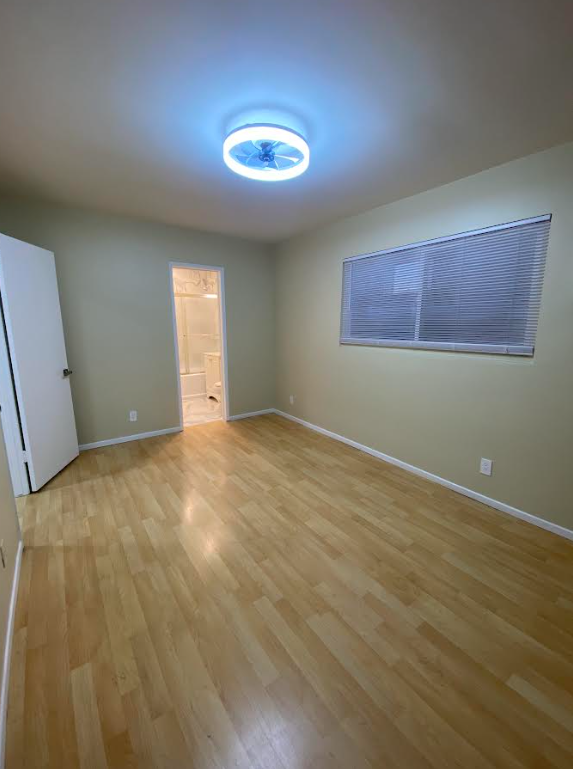 Apartment for Rent - Վարձով է տրվում բնակարան - Glendale, CA