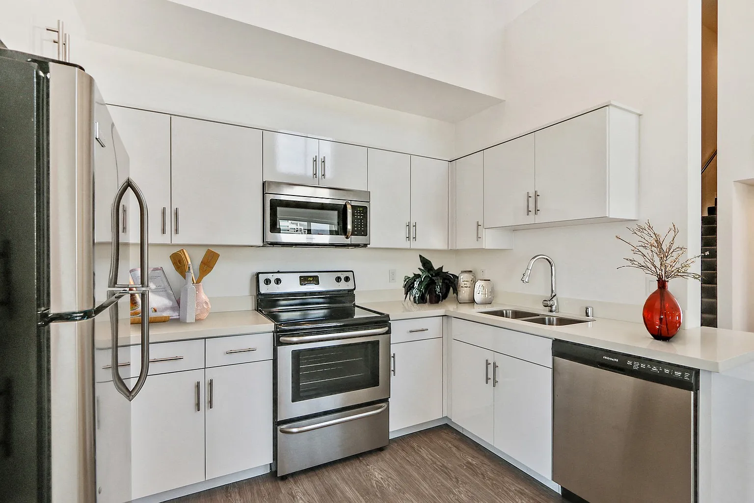 2 Bed 2 Bath - Apartment