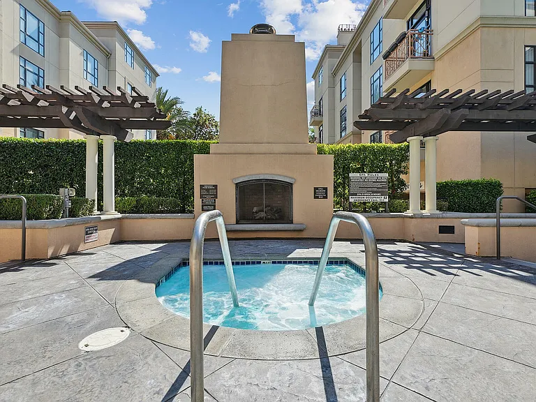 Pasadena Gateway Villas