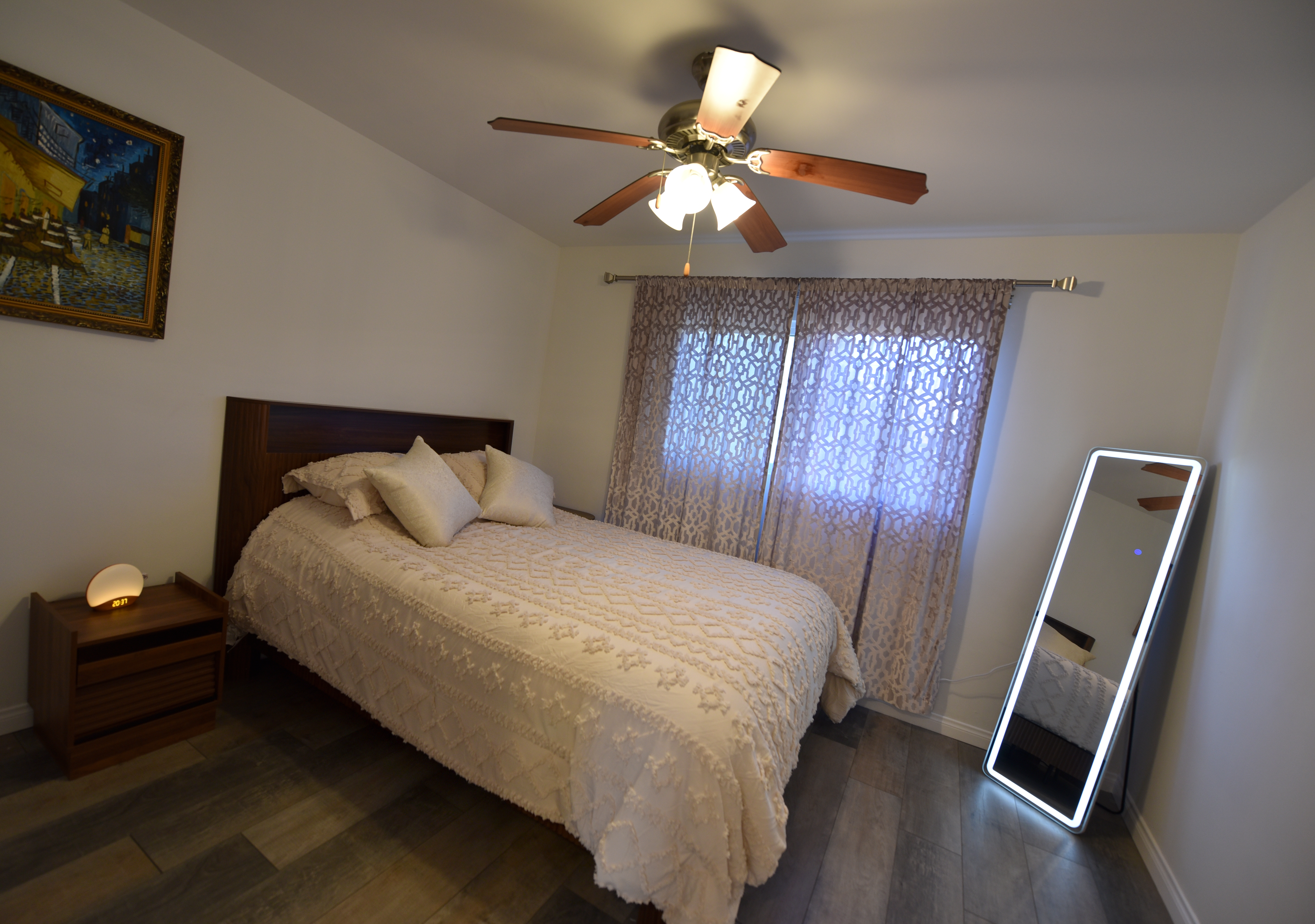 Glendale One Bedroom w/ Parking