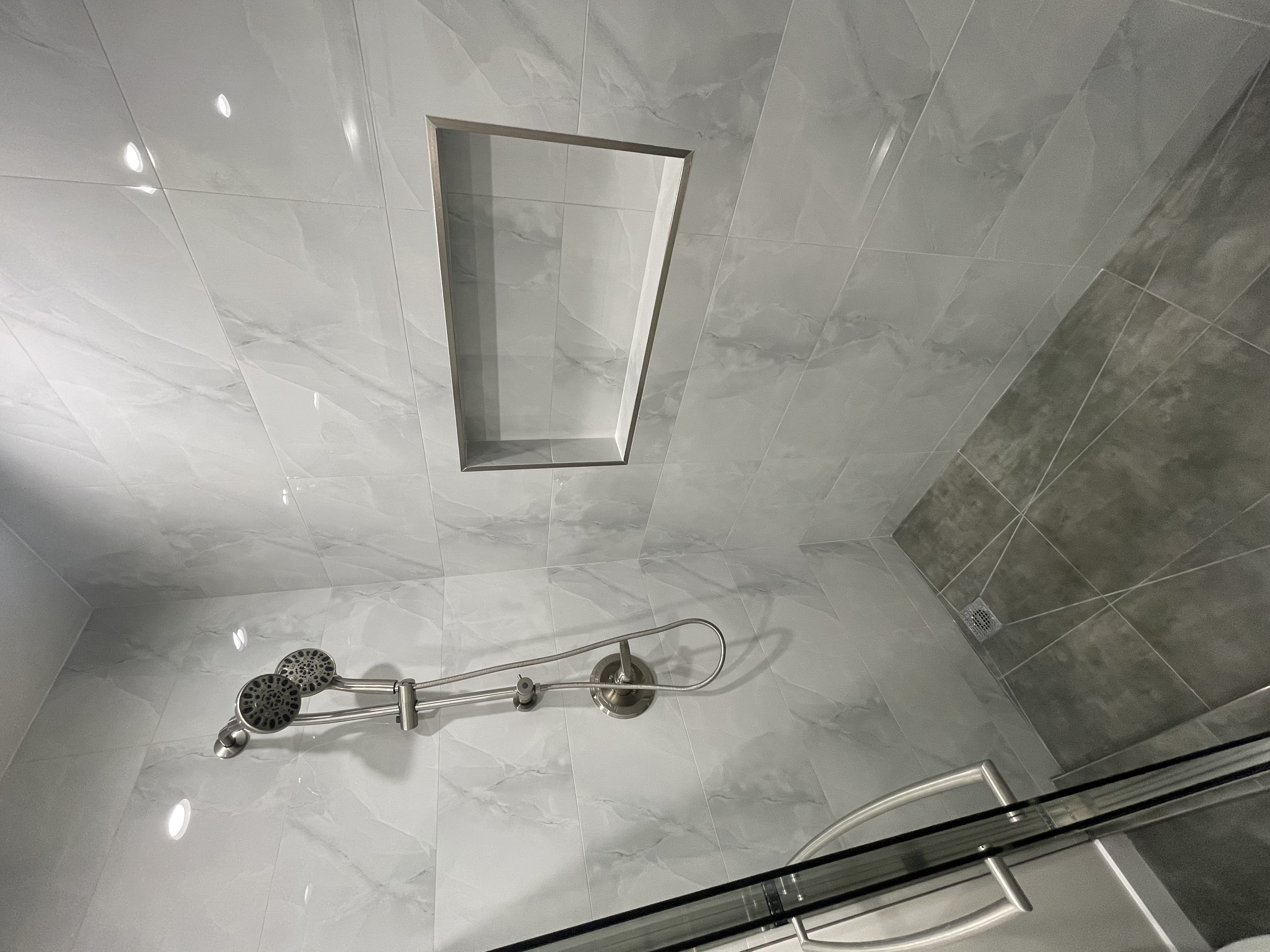 Brand New, Modern, Spacious 1 Bed 1 Bath House for Rent