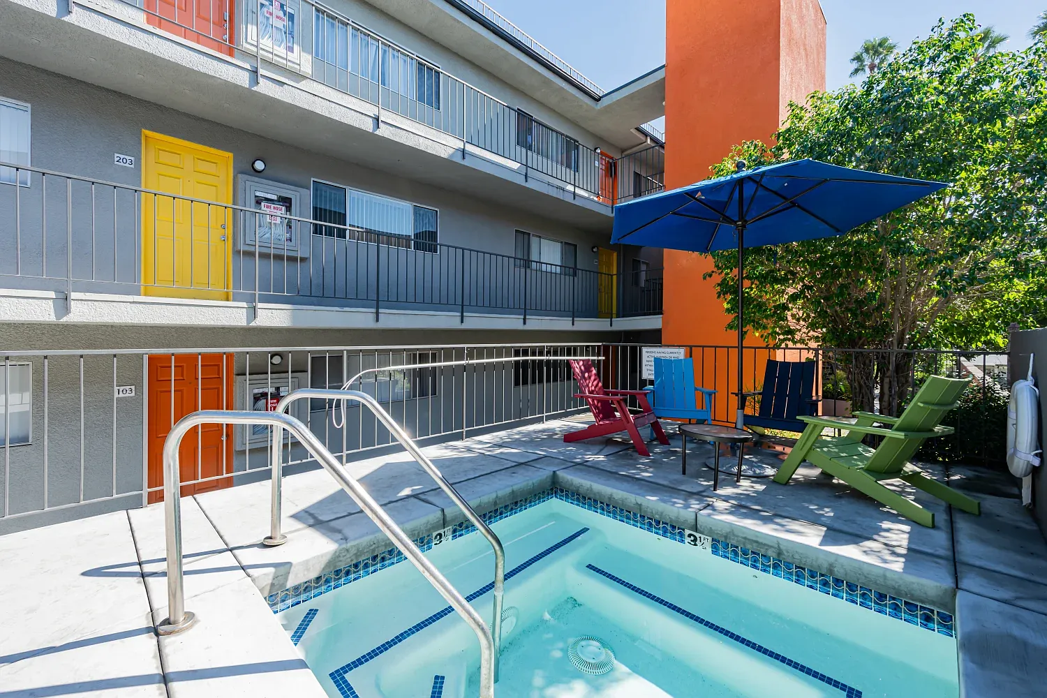 Apartment only for gays