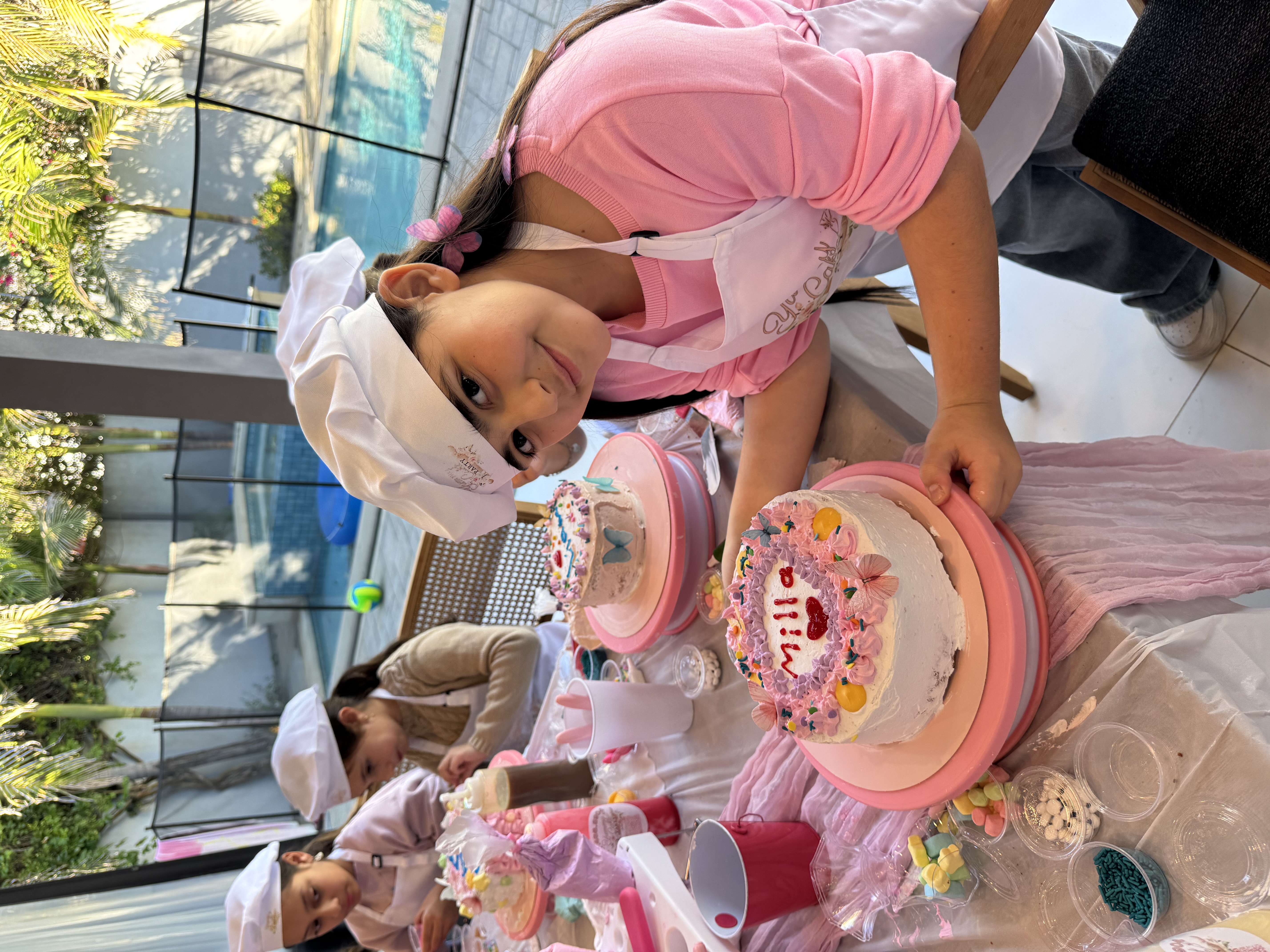 🎂Custom Cakes & Cake Decorating Parties