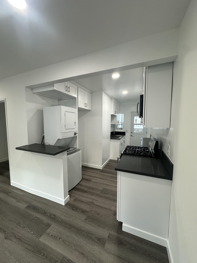 Newly Renovated Apartment - Van Nuys, CA