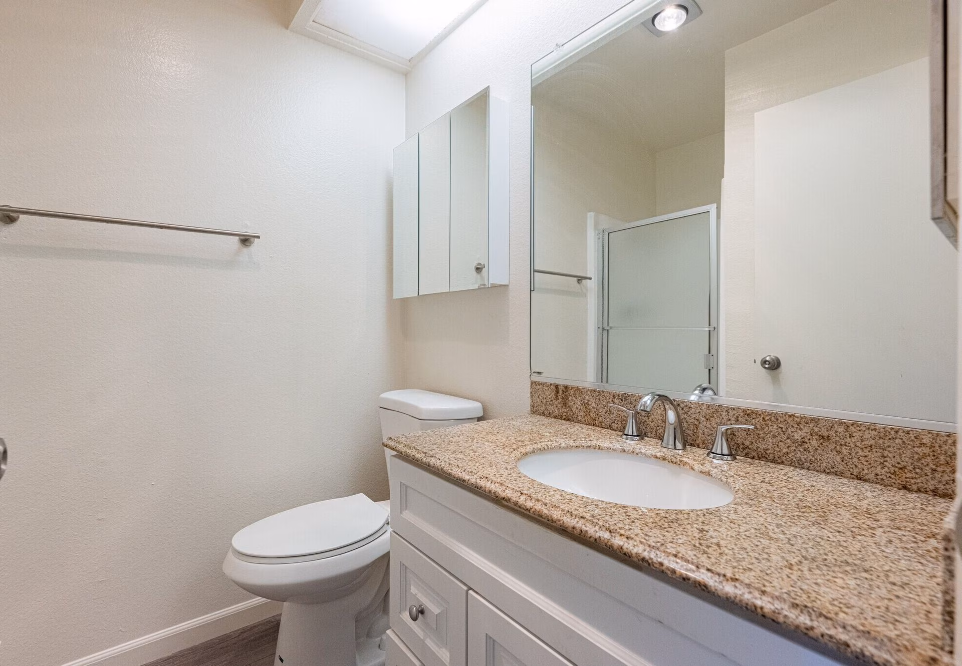 Harmony Court Apartments - 2 Beds 2 Baths