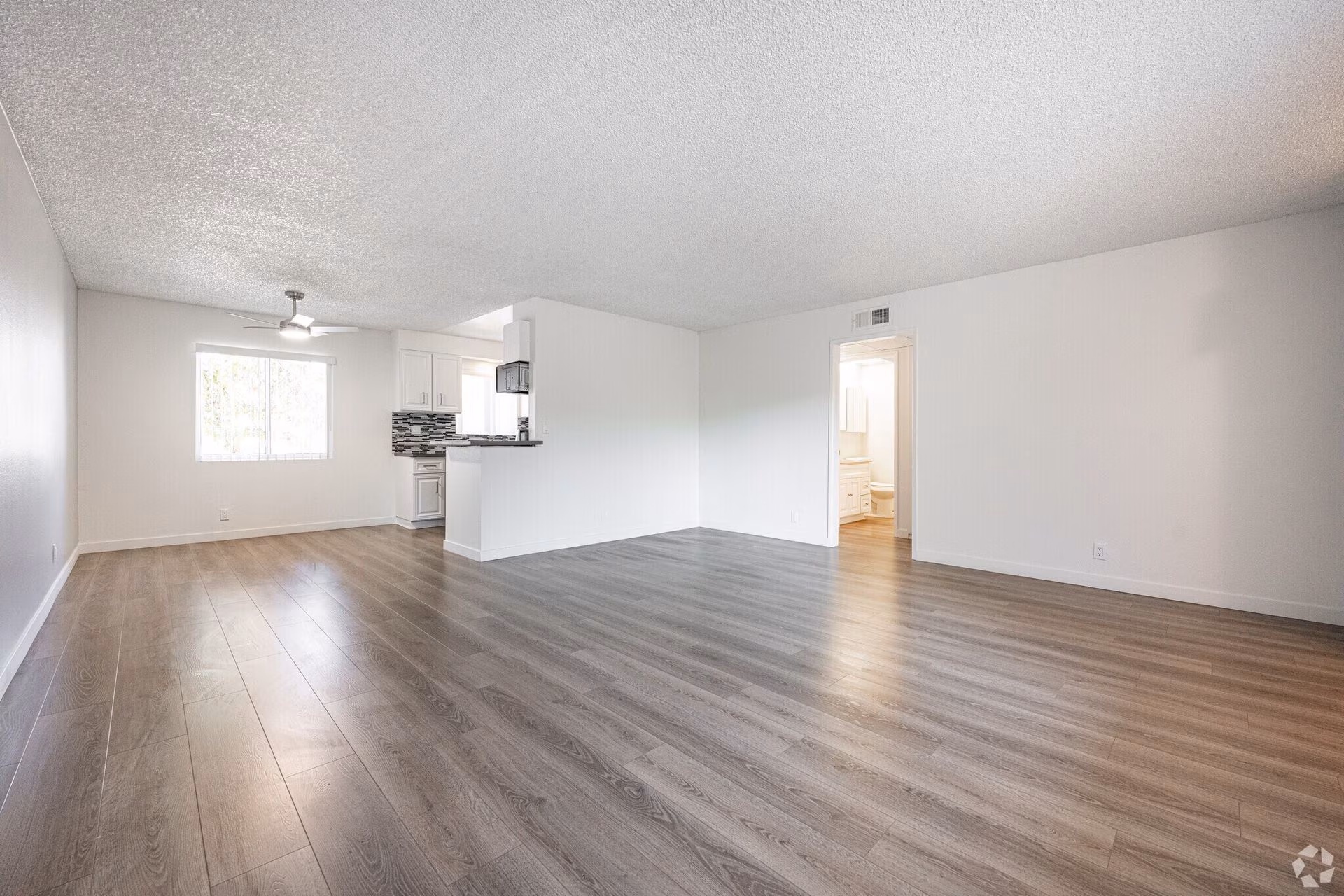 Harmony Court Apartments - 2 Beds 2 Baths