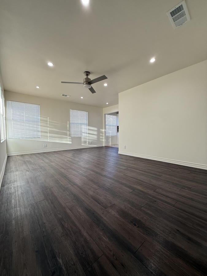 Beautiful Single Family House for Rent. No Section 8 - Գեղեցիկ տուն վարձակալության համար՝ մեկ ընտանիքի համար նախատեսված