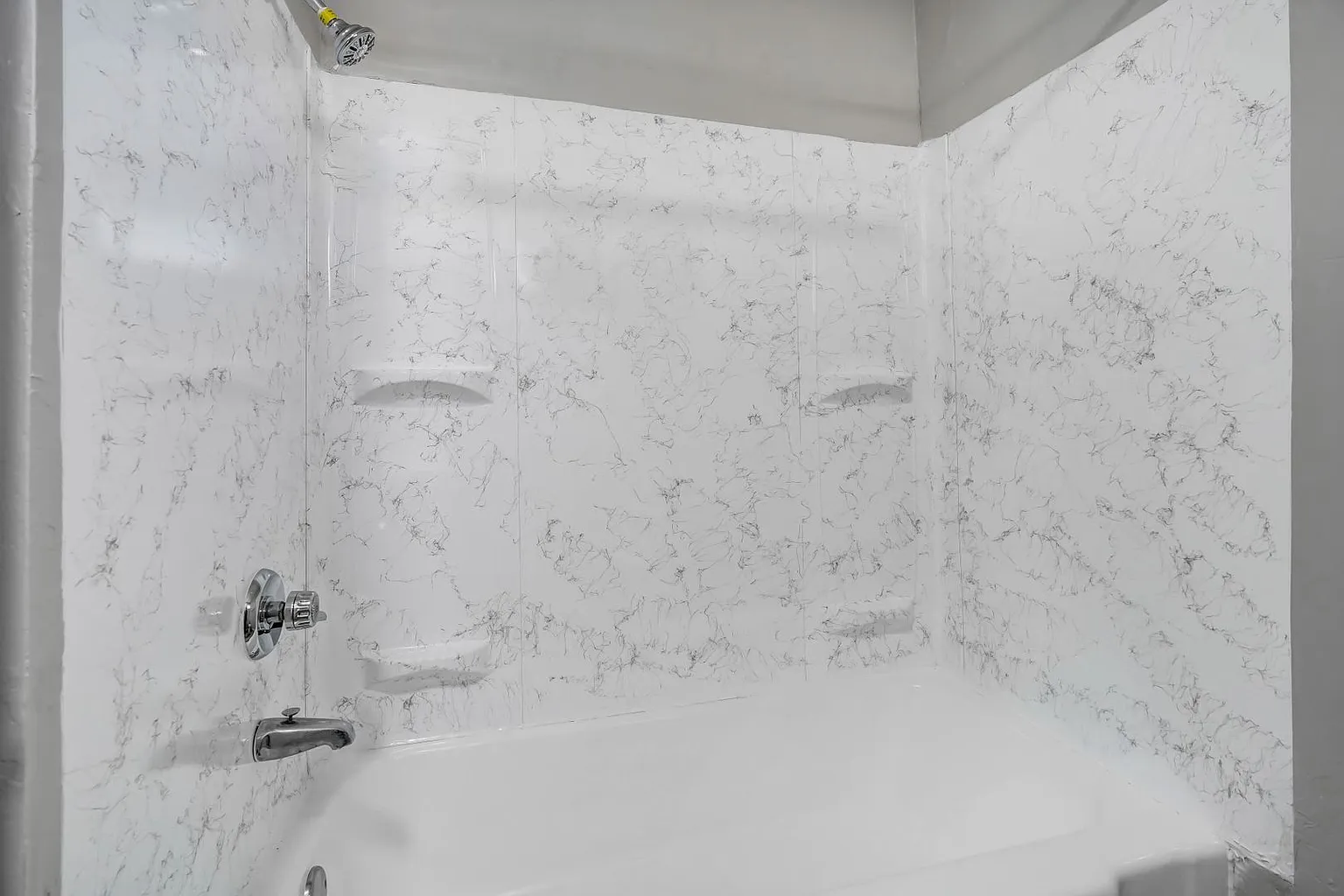 El Royale Apartments