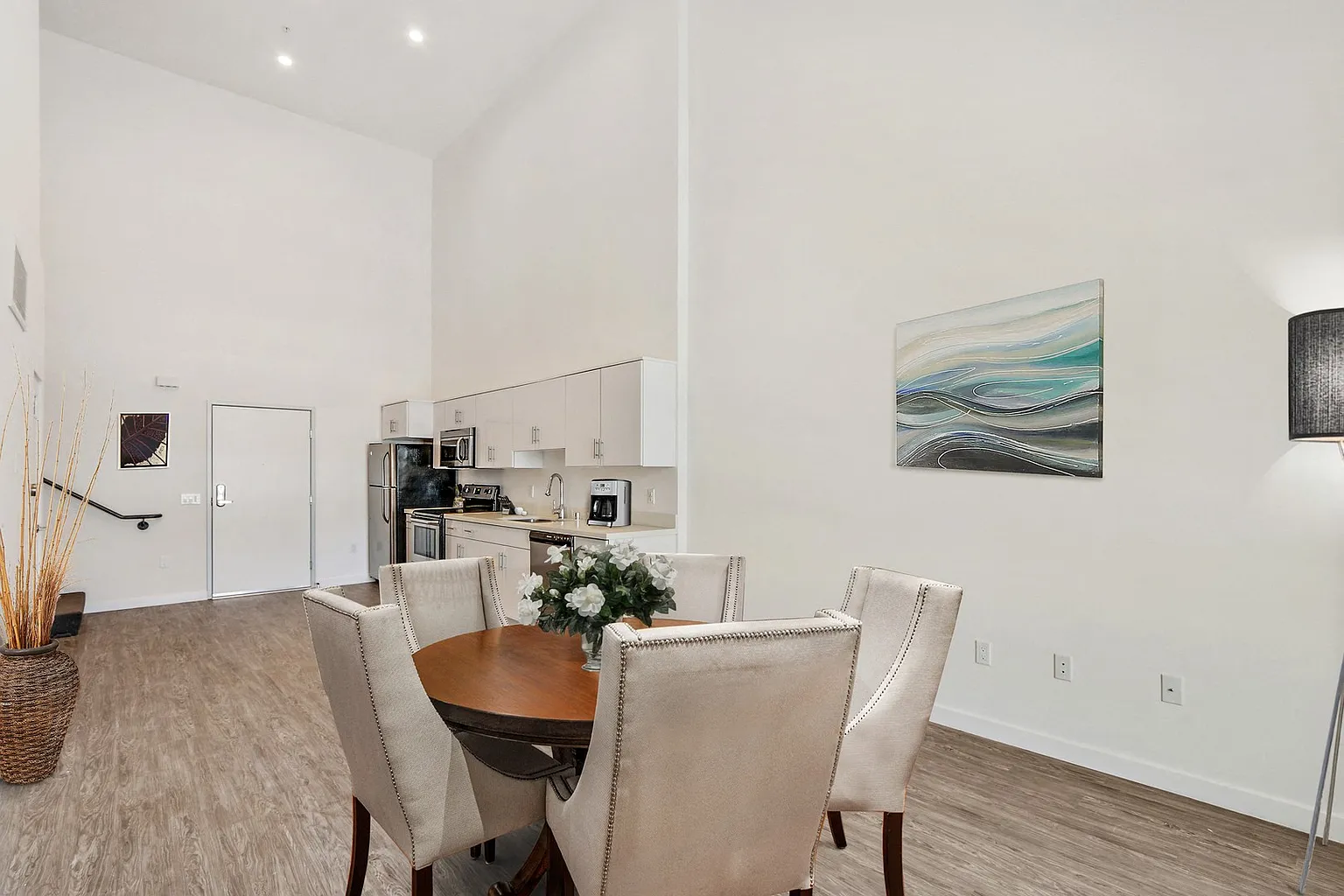 2 Bed 2 Bath - Apartment