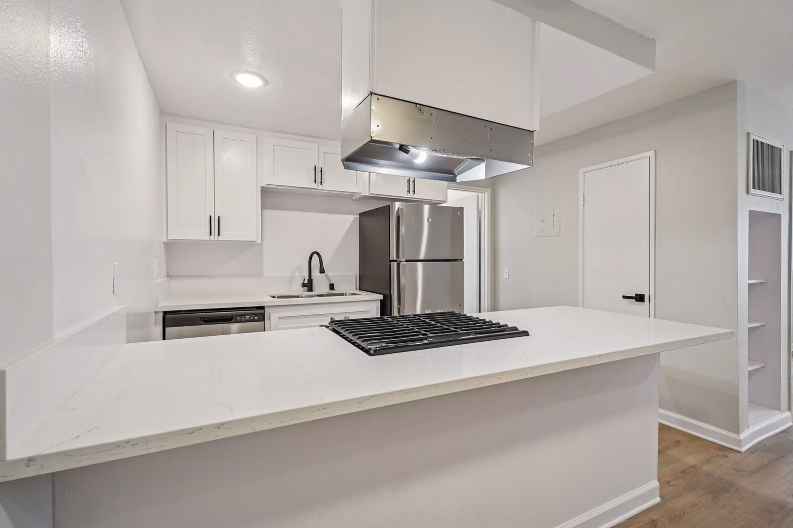 420 Windsor Rd_3 Beds 2 Baths