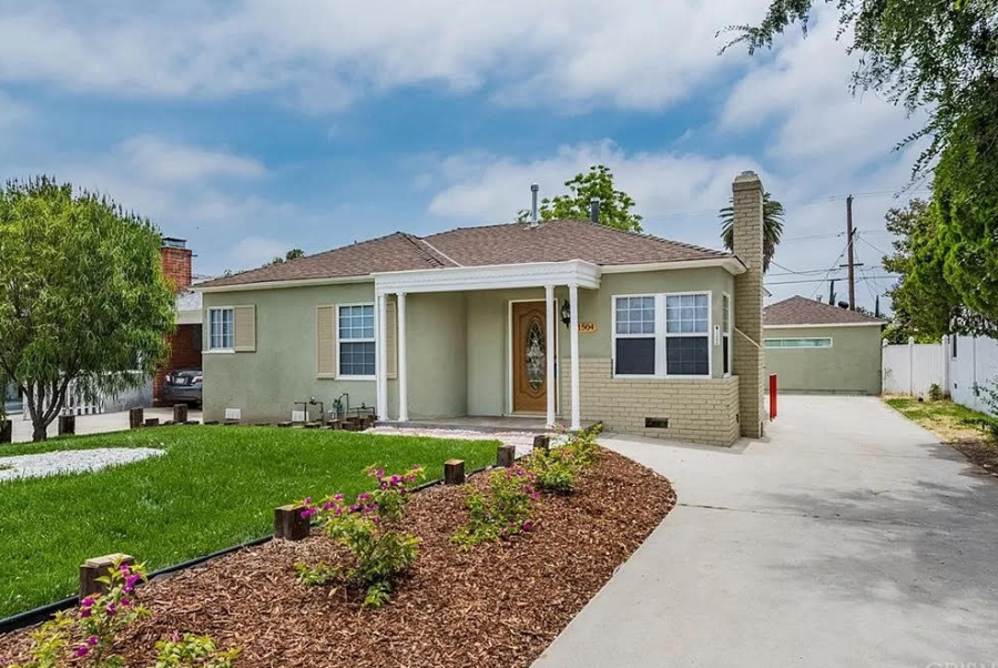 House for Rent - Վարձով է տրվում սեփական տուն