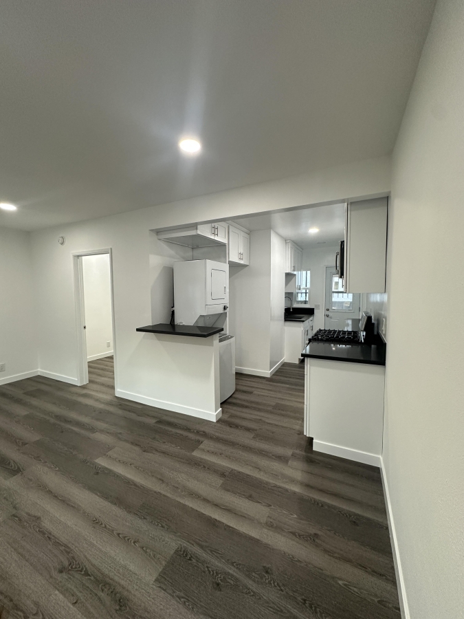 Newly Renovated Apartment - Van Nuys, CA