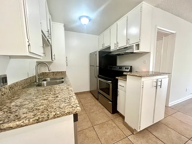 1 Bed 2 Bath - Apartment
