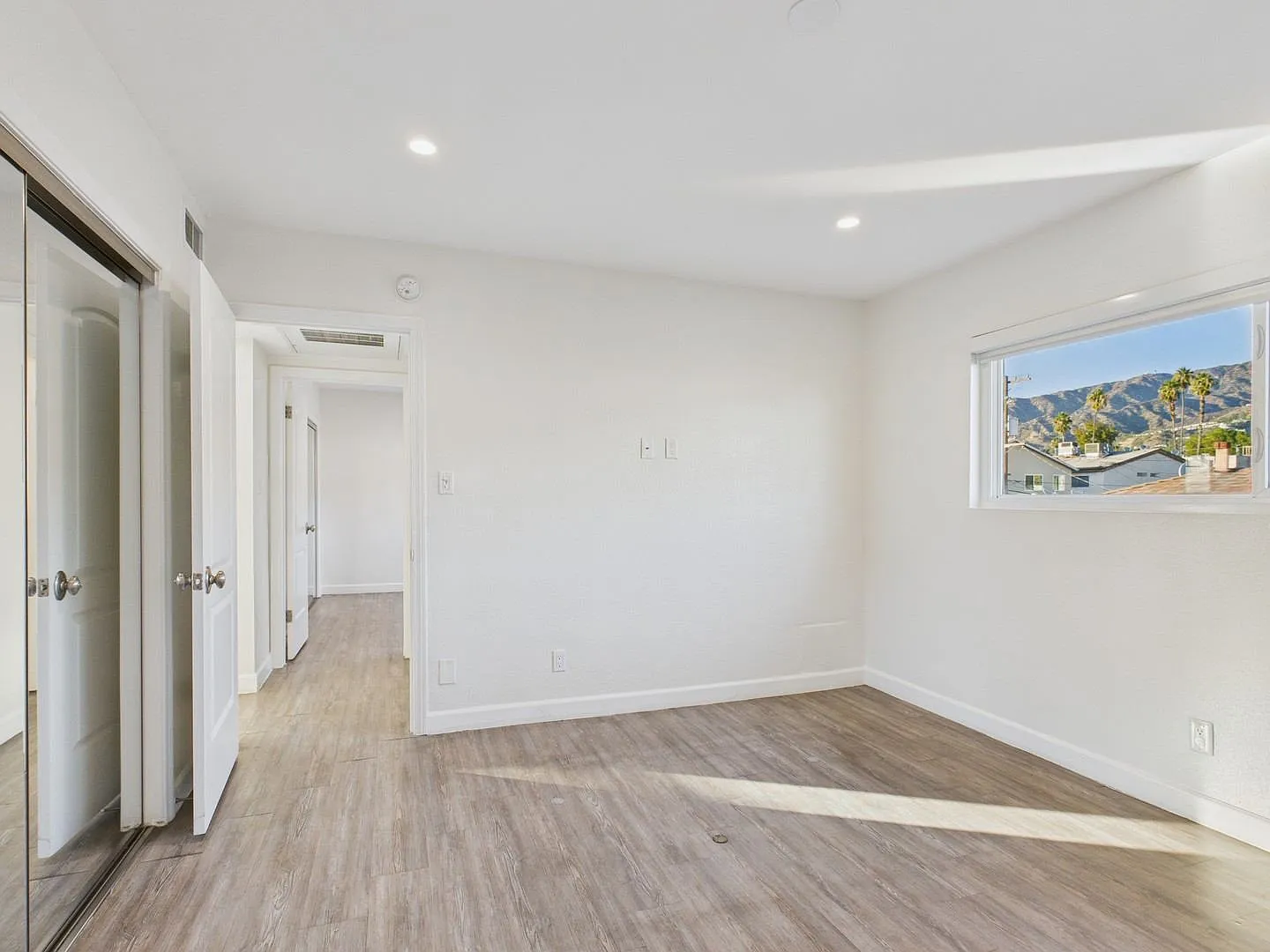 303 Apartments - 2 bds I 1.5 ba