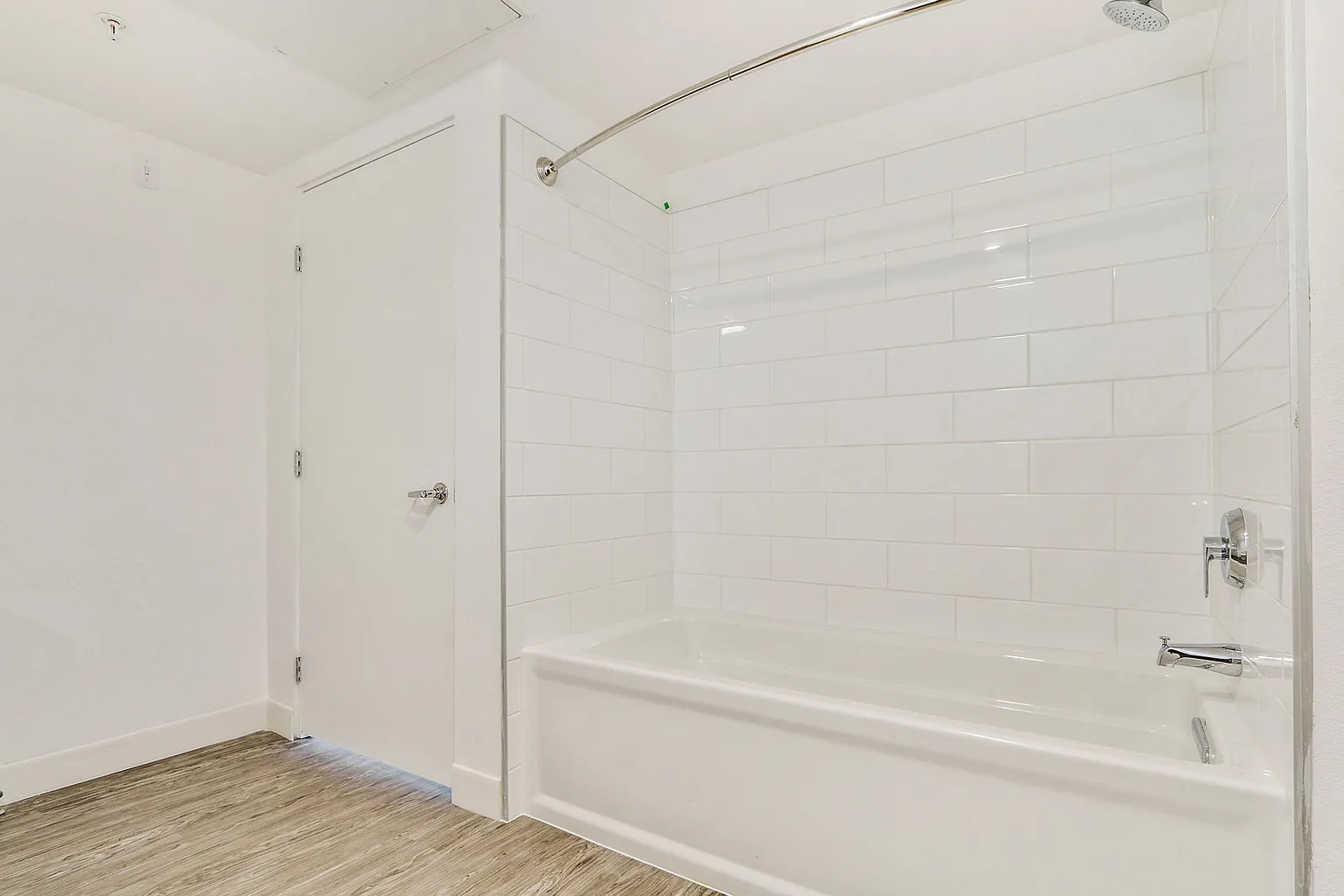 2 Bed 2 Bath - Apartment